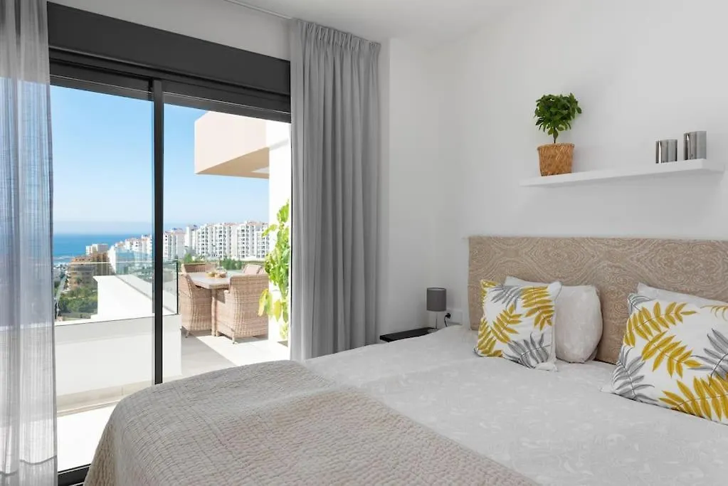 Penthouse Apt With Ocean View Estepona